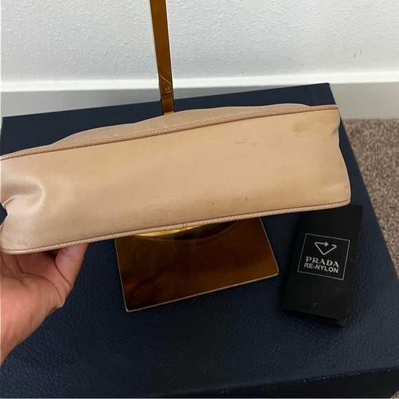 Prada Tessuto Re-Edition 2000 Mini Hobo - Picture 8 of 11
